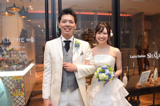 結婚式二次会なに着る 新郎新婦のおすすめ衣装とは 2次会ウォッチ 結婚式二次会メディア